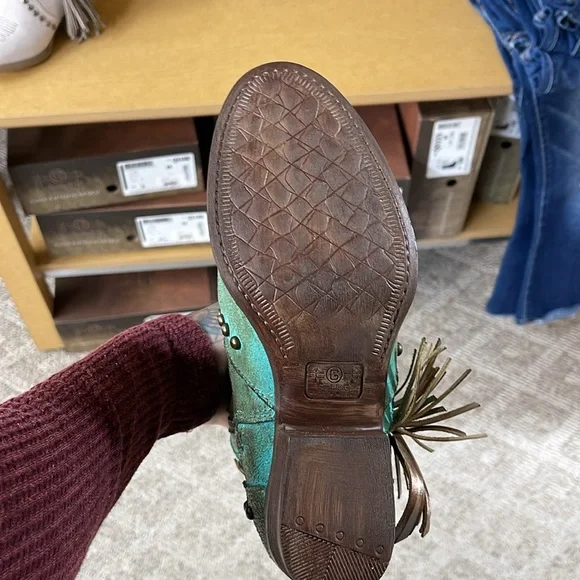 Circle G Turquoise Ankle Boots with Star Accents - Picture 4 of 5